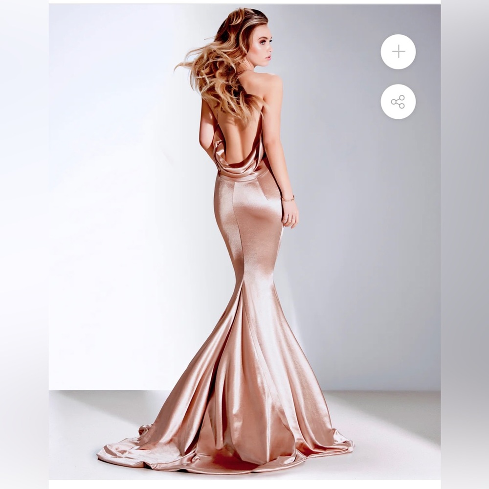 GEMELIPOWER SATIN BARTHÉLÉMY Brand New gown size US6/AUS10